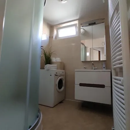Apartman Miror-jine Ubytovani * 레드니체